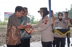 Dukung Program Nasional, Kapolres Sragen Tanam Jagung Bersama Forkopimda