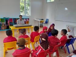 Sosok Guru Dicky Solfa Rilis Lagu 'Cinta Sejatiku', Kisah Komitmen Cinta Menuju Pernikahan