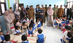 Mendikdasmen Abdul Mu’ti Resmikan Revitalisasi Sekolah di Pidie Jaya Aceh