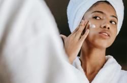 Tips Alami Cerahkan Kulit Agar Lebaran Lebih Ceria dan Pede Tanpa Wajah Kusam