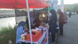Pasar Takjil Ramadan di Tapaktuan Ramai, Warga Berburu Menu Berbuka di Pesisir Samudra Hindia