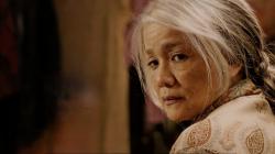 Film Jangan Buang Ibu Ubah Nirina Zubir Jadi Lansia 70 Tahun: Pas Ngaca Kaget!