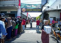 Lintas Umat di Mojokerto, Berbagi 5.000 Bingkisan Lebaran untuk Duafa