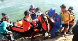 Remaja 14 Tahun yang Terseret Arus di Pantai Carita Ditemukan Tewas, Operasi SAR Ditutup