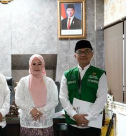 Ketua DPRD Cianjur Bayar Zakat Mal Lewat BAZNAS, MUI: Contoh Nyata Kepedulian Sosial Pemimpin