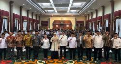 Pelantikan Dekopinwil Jatim, Bupati Tulungagung Dorong Koperasi Lebih Inovatif