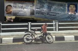 Warga Temukan Motor Misterius di Jembatan Atas Kanor–Rengel, Ada Identitas KTP dan SIM