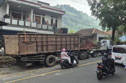 Kecelakaan Truk Sapi di Cikaledong Tewaskan 1 Pemudik, Arus Lalu Lintas Sempat Tersendat