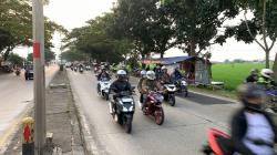 H-3 Lebaran, Ribuan Pemudik Mulai Padati Jalur Pantura Karawang