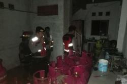 Kebocoran Elpiji Picu Ledakan Disertai Kebakaran Rumah Kontrakan di Jombang, Tiga Orang Luka