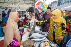 Pasar Bandeng Gresik, Jejak Tradisi sejak Era Sunan Giri yang Terus Hidup