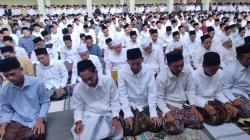 Lebaran Lebih Awal, Ribuan Santri Ponpes Al Falah Ploso Kediri Salat Idulfitri 1447 Hijriah