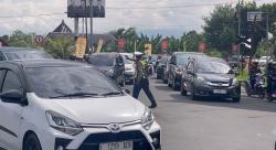 Jombang Ngebul! Ini Biang Kerok Macet Parah 4 Kilometer di Bandarkedungmulyo