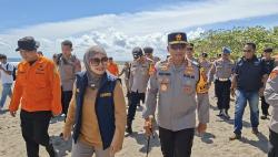 Pantai Pangandaran Membludak di Hari Kedua Lebaran, Ini Langkah Kapolda dan Bupati