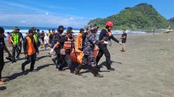 Wisatawan yang Ditelan Gelombang Ditemukan Meninggal di Pantai Pecaron Kebumen