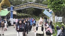 Gunung Papandayan Diserbu Wisatawan Saat Libur Lebaran, Jadi Destinasi Favorit di Garut
