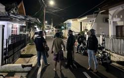 Polisi Amankan Anak Mengamuk Ancam Orang Tua di Makassar