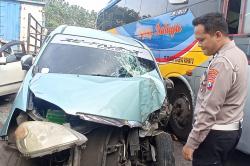 Ini Kronologi dan Fakta Kecelakaan Mobil Pemudik Tabrak Pohon di Jombang, 7 Korban Satu Keluarga