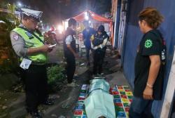 Meninggal Usai Makan di Warung, Sopir Asal Karawang Ditemukan Tak Bernyawa di Taman Sidoarjo