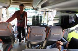 Semringahnya Difabel dan Lansia Ikut Balik Rantau Gratis Naik Bus, Hemat Biaya Jutaan Rupiah