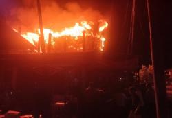 Api Lahap 13 Ruko di Kota Fajar Aceh Selatan, Warga Panik