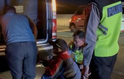 Panik! Kendaraan Pemudik Terjebak di Bahu Tol Pemalang Berjam-jam Akibat Pecah Ban