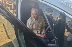 Menteri PU Dody Hanggodo Nyetir Mobil Jajal Tol Kalikangkung-Brebes, Singgung Jalan Bergelombang