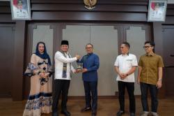 Sulbar–Kaltim Gas Pol! Surplus Beras 75 Ribu Ton Siap Disuplai, Kapal Cepat Jadi Kunci