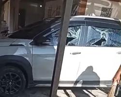 Kades Sukamanah Lebak Diserang Pria Bawa Cangkul, Rumah dan Mobil Dirusak, Pelaku Diamankan Polisi