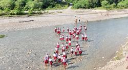 Penantian 80 Tahun, Warga Kiuola Akhirnya Miliki Jembatan Gantung Perintis Garuda