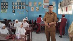 Hari Pertama Sekolah, Kadis Pendidikan Jeneponto Sidak Sejumlah Sekolah
