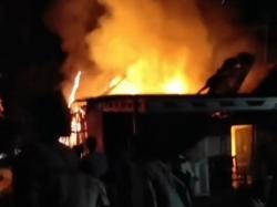 Tragis! Dua Rumah Terbakar di Indramayu, Lansia Alami Luka Bakar, Surat Penting Hangus Tak Tersisa