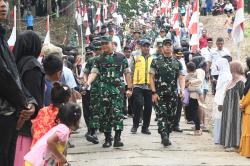 Jembatan Gantung 164 Meter di Pemalang Diresmikan, Akses Sekolah Kini Lancar