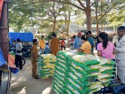 Pos Lintas Batas Negara Motaain Belu Hadirkan Pasar Murah dan Samsat Keliling