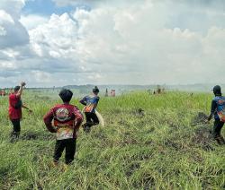 Kebakaran Lahan 0,67 Hektare di Palangka Raya Dipicu Cuaca Panas, Api Berhasil Dipadamkan