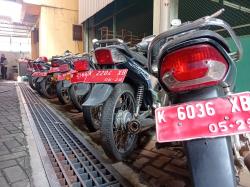 Pemkab Kudus Lelang 7 Paket Aset dari Motor hingga Alat Berat