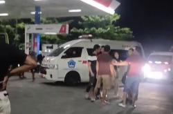 Antrean BBM Mengular, Dua Sopir Malah Adu Jotos di SPBU Sungguminasa Gowa
