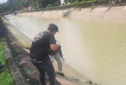 Innalillahi! Balita Laki Laki di Terkesi Tewas Akibat Tenggelam di Saluran Air Depan Rumah