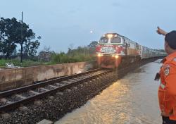 Sempat Terganggu Akibat Genangan di Jalur Karangjati-Gubug, Kini Perjalanan KA Normal Kembali