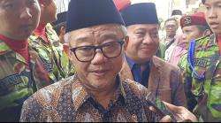 WFH Tak Berlaku di Sekolah, Menteri Dikdasmen Tegaskan Guru Wajib Masuk