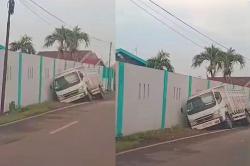 Truk KDMP Kecelakaan di Jalan Raya Bojonegoro-Babat, Begini Kronoliginya