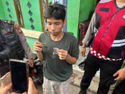 Digerebek Lagi! Kampung Tramadol Cikarang Jadi Target Polisi, Ratusan Obat Disita