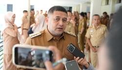 Absen Rakor Persampahan, Wali Kota Makassar Beri Teguran Keras Lurah dan Ancam Sanksi