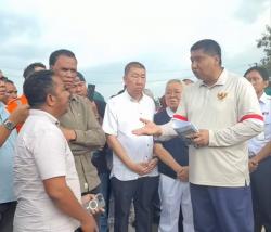 Momen Menteri Maruarar Sirait Debat dengan Hercules di Lahan PT KAI Kawasan Tanah Abang