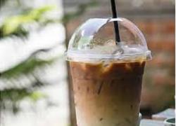 Siasat Kedai Kopi di Bandung Hadapi Lonjakan Harga Plastik: Ajak Pelanggan Pakai Tumbler Pribadi