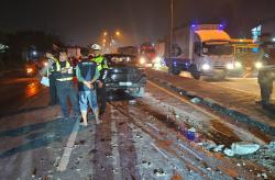 Tersengat Listrik Usai Tertimpa Tiang PJU, Pemotor Tewas di Bypass Krian Sidoarjo