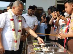 Kunker di Jombang Zulhas Ungkap Ketimpangan Program MBG, Sekolah Umum 85 % Madrasah 15 %