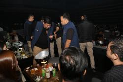 Polda Jatim Razia Tempat Hiburan Malam Surabaya, Ratusan Pengunjung Dites Urine