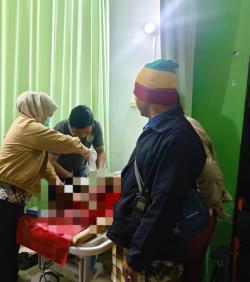 Aksi Sadis, Seorang Pria  Dibacok Parang Oleh Orang Tak Dikenal