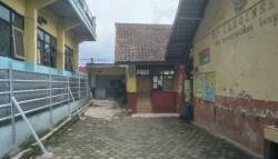 SDN Bunisari Dipasangi Pagar Oleh Ahli Waris, Disdik KBB Ambil Sikap Laporkan ke Polisi